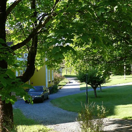 Hotel Perolofgarden Åsbro Exterior photo